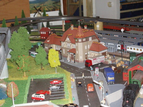 fra model bane 2005